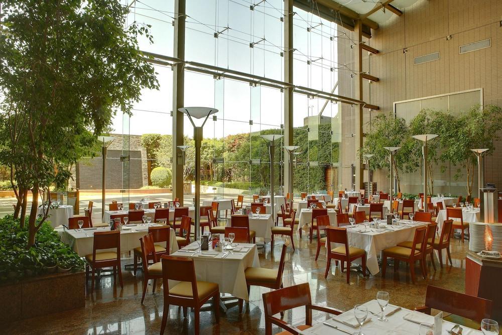 Ambassador Hotel Hsinchu Exteriör bild The restaurant