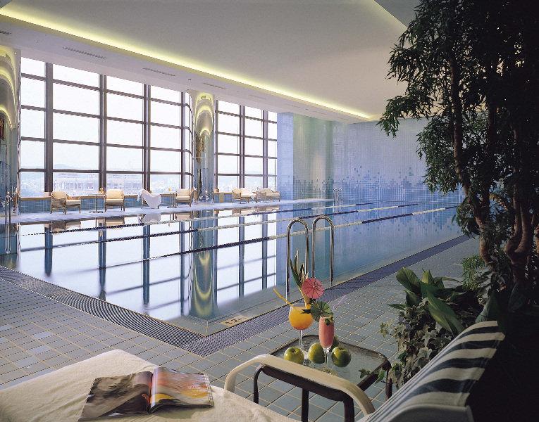 Ambassador Hotel Hsinchu Bekvämligheter bild The pool at the Westin Palace, Brussels