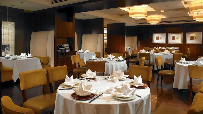 Ambassador Hotel Hsinchu Exteriör bild Interior of the restaurant
